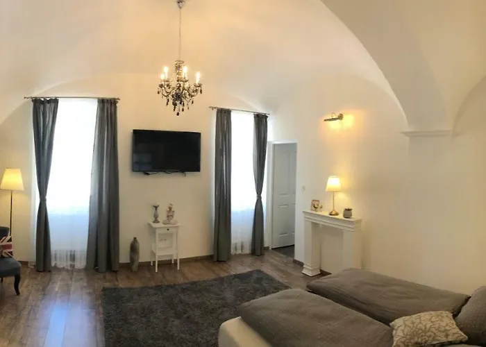 Frank Apartman Deluxe